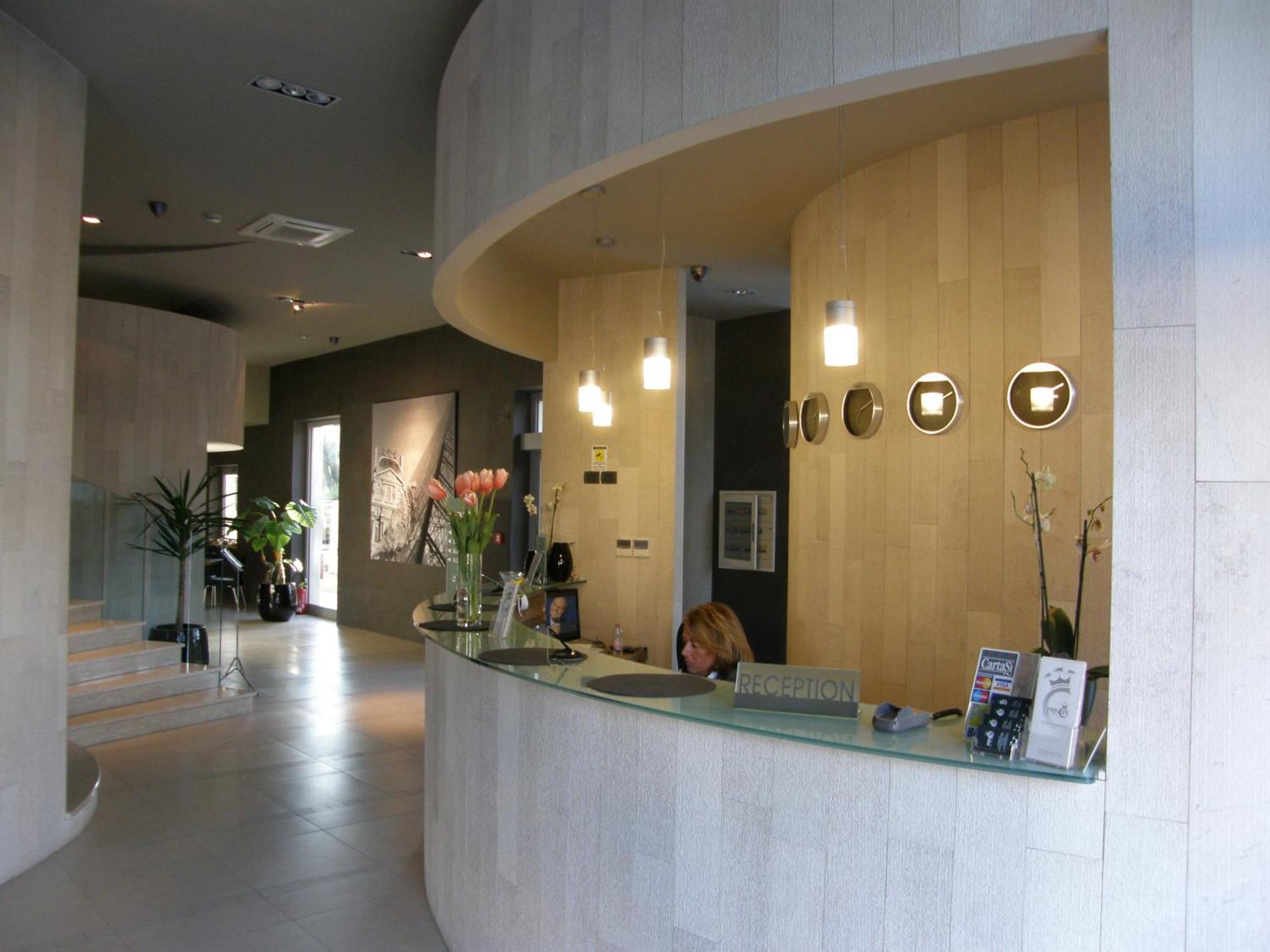 ואסטו Hotel Principe Residence מראה חיצוני תמונה