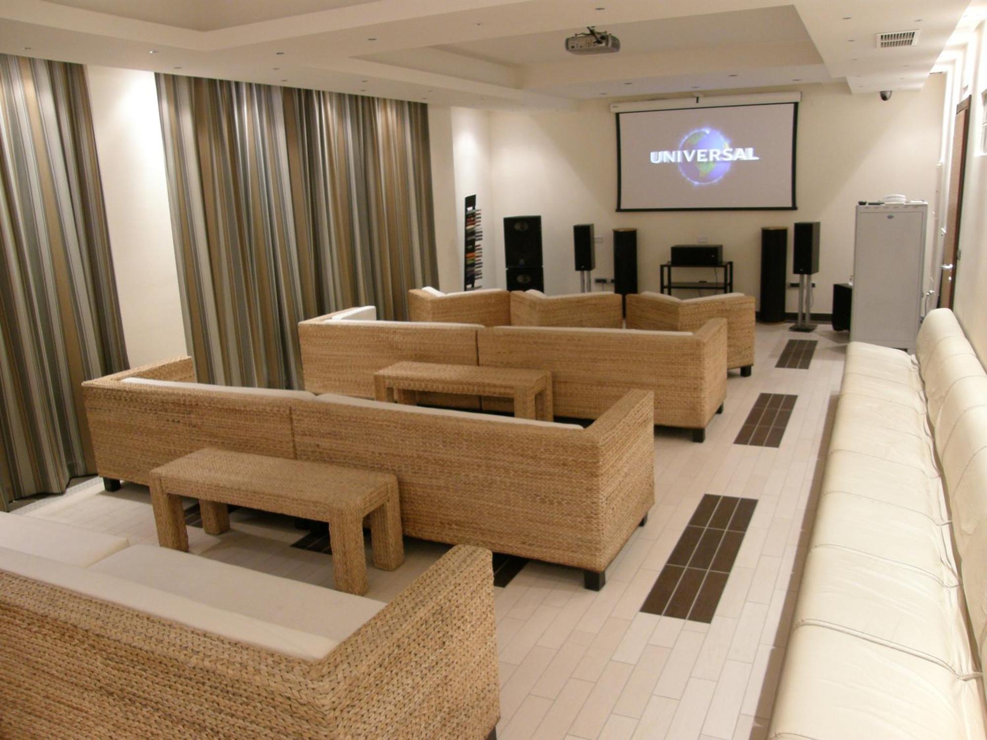 ואסטו Hotel Principe Residence מראה חיצוני תמונה
