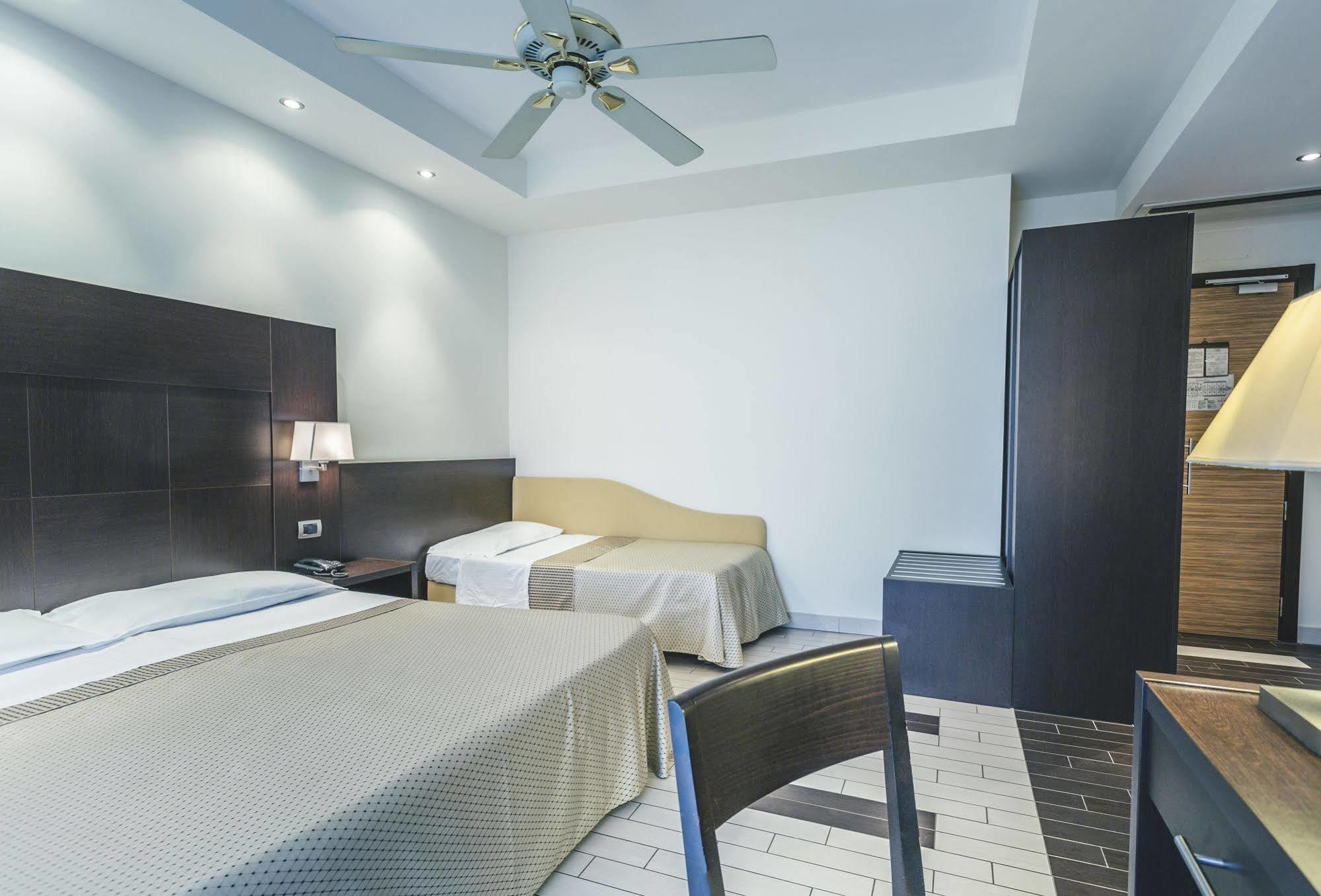 ואסטו Hotel Principe Residence מראה חיצוני תמונה